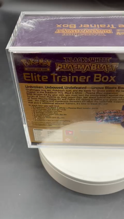 Pokemon TCG Black & White Plasma Blast Elite Trainer Box SEALED W/ Acrylic Case - Image 2
