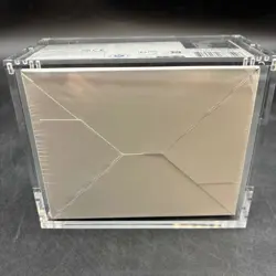 #3 One Piece EN OP-05 Awakening of the New Era Booster Sealed w/ Acrylic Case - Image 4