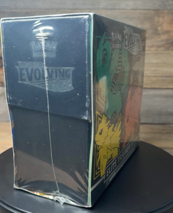 Pokemon TCG Sword & Shield Evolving Skies Elite Trainer Box ETB New/SEALED - Image 2
