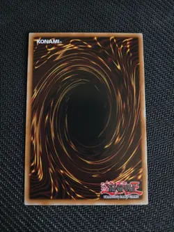 Blue-Eyes White Dragon YSKR-EN001 Ultimate Rare Unlimited Edition NM Yugioh - Image 2