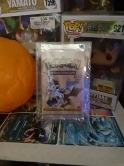 1999 Pokemon 1st Edition Fossil Booster Pack Factory sealed - Aerodactyl - Image 1