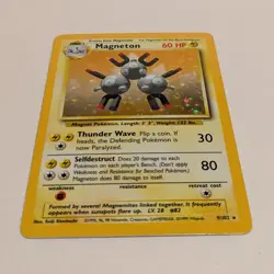 1999 Base Set Magneton Holo #9/102 Rare WOTC Pokemon Card TCG Original - Image 2