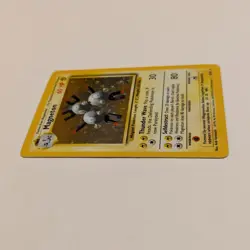 1999 Base Set Magneton Holo #9/102 Rare WOTC Pokemon Card TCG Original - Image 3