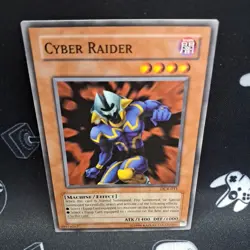 Cyber Raider DCR-011 Dark Crisis Unlimited LP Light Play Yu-Gi-Oh! Card - Image 1