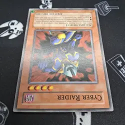 Cyber Raider DCR-011 Dark Crisis Unlimited LP Light Play Yu-Gi-Oh! Card - Image 4