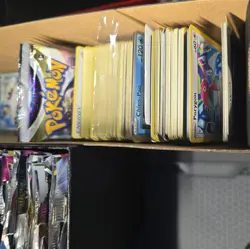 2000+ Pokemon Cards Bulk Lot Sword & Shield C/UC/R Evolving Skies LP - Image 3