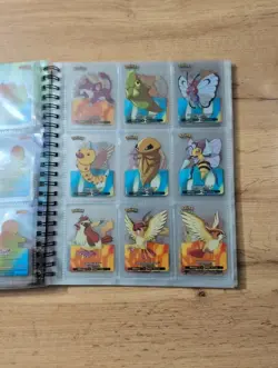 Album 124 carte Pokemon rainbow lamincards Edibas 2005 quasi completo Charizard - Image 4