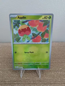 Applin (Master Ball Pattern) 009/131 Sv: Prismatic Evolutions Holo NM Pokemon - Image 1