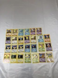 Pokemon Cards Vintage Shadowless Lot Of 27 Cards With 2 Mew Promos 1999 Base Set - Image 2