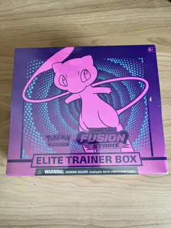 Pokemon TCG: Sword & Shield Fusion Strike Elite Trainer Box ETB New Sealed 820650809330 - Image 1