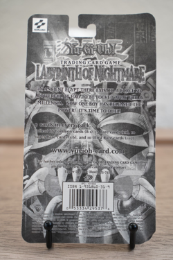 2002 Yugioh LON 1st Edition Labyrinth of Nightmare Blister Pack Sealed TCG - Image 2