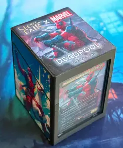 Magic the Gathering Deck Box - Marvel - Deadpool - Image 1