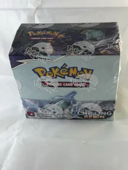 Pokemon TCG: Sword & Shield - Chilling Reign - Booster Box - 36 Packs - Image 2