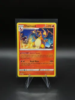 Charizard - 025/185 - Non-Holo Rare - Vivid Voltage - NM/M - Pokemon Card - Image 1