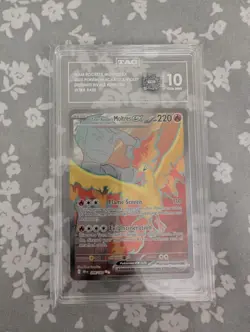 2025 POKEMON DRI EN-DESTINED RIVALS UL RARE TEAM ROCKET'S MOLTRES EX - TAG 10 🔥 - Image 1