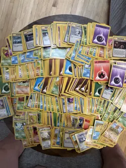 MASSIVE POKEMON VINTAGE WOTC CARD LOT - Image 2