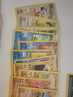 Vintage Pokemon Cards WotC 1999–2001 Base/Base Set 2/Jungle/Fossil/Neo/TR (LOT1) - Image 3