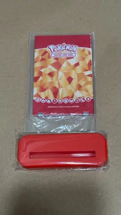 Pokemon Charizard EX Premium Collection Magnetic Card Display Stand - Image 1