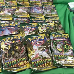 Pokemon Sword & Shield: Evolving Skies Sealed Booster Pack Lot Of 32 - Image 4
