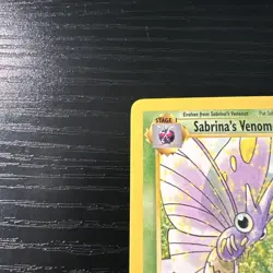 Sabrina’s Venomoth 1st Edition 34/132 Rare Gym Heroes WOTC Vintage Pokemon - Image 3