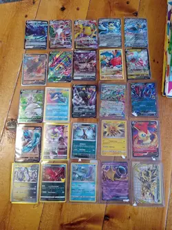 Pokemon Holo Lot 25 Cards Druddigon Umbreon Spiritomb Vstar Lot Holo Full Art - Image 1