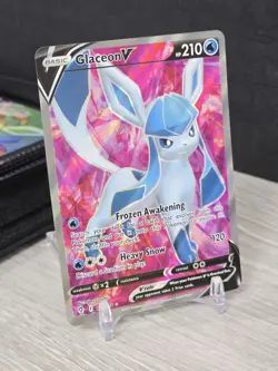 Pokemon Card TCG Glaceon V 174/203 Full Art Ultra Rare Evolving Skies 2021 NM - Image 1