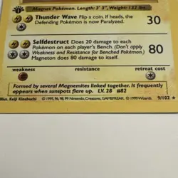 Pokemon Magneton Base Set (Shadowless) 1st Edition Holo Rare 9/102 WOTC - Image 4