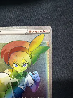 Pokemon TCG Bea Trainer 193/185 Vivid Voltage Holo Rainbow Rare Card - Image 3