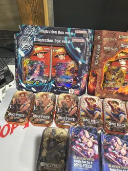 one piece sealed lot. (4) illustration boxes. (3) double pack set 9. (7) tins - Image 3