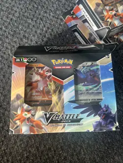 Pokemon TCG: V Battle Deck: Lycanroc vs. Corviknight (290-80957) 820650809576 - Image 1