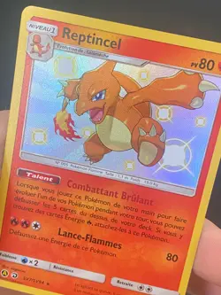 CARTE POKEMON REPTINCEL SV7/SV94 FR ULTRA RARE SL DESTINEES OCCULTES - NM+ - Image 2