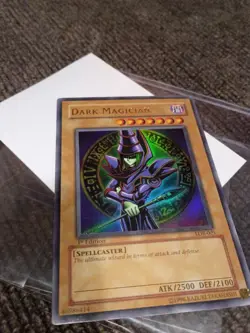 Yugioh Dark Magician LOB-005 1st Ed VLP Ink ErrorU - Image 4