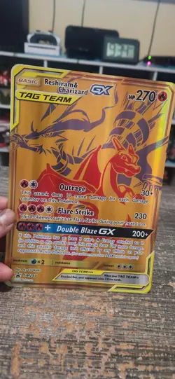 Reshiram & Charizard GX SM247 Jumbo Cards Holo - Image 1
