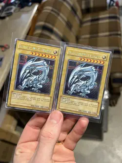 X2 2002 Yugioh DDS-001 Dark Duel Stories Promo Blue-Eyes White Dragon Secret - Image 1