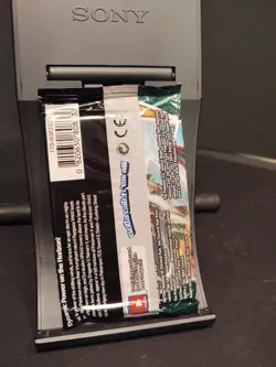 Nintendo Pokemon TCG Sword & Shield Evolving Skies Booster Pack Green cover 820650808777 - Image 2