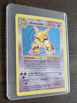 Pokemon TCG - Alakazam - 001/102 Base Set (Shadowless) Holo - Lightly Played - Image 3