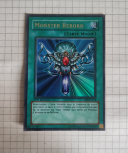 Carte Yu-Gi-Oh 1er edition - Monster Reborn - Illustration Brillante (Holo) - Image 1