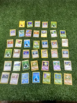 Lot Of 40 Pokemon TCG Base Set Cards /64 Trainer Energy More - Image 2