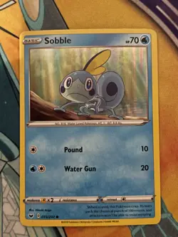 Sobble 055/202 HOLO RARE Pokemon Sword & Shield NM 2019 Card TCG - Image 1