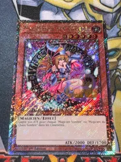 CARTE Yu Gi Oh MAGICIENNE DES TENEBRES RA04-FR107 PLATINUM SECRET RARE - Image 1