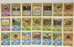 Pokemon 1st Edition Fossil 21 Card Lot LP - Image 1
