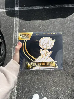 Pokemon ETB Sealed Mega Evolution Gardevoir TCG Elite Trainer Box English - Image 1