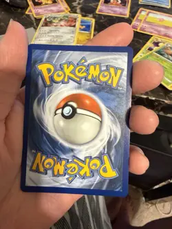 POKEMON TCG CARD Victini V 025/202 Sword & Shield 2020 ULTRA RARE HOLO - Image 2