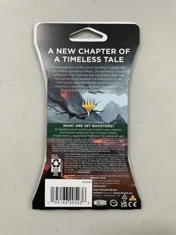 Magic "Lord of the Rings" 12-Card Sleeved Booster Pack X1 - Image 2