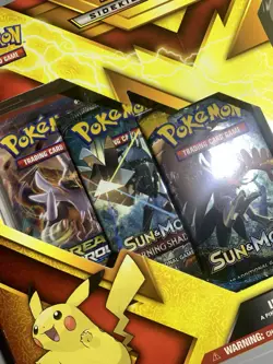 Pokemon TCG Pikachu Sidekick Collection Box- Keychain Promo Burning Shadows 820650803352 - Image 5