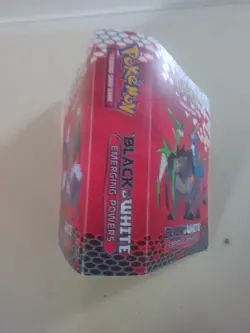 Pokemon Card Mini Binder/Album Holds 30 Front & Back B & W: Emerging Powers - Image 3