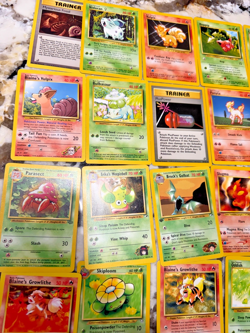 42 random trading card Pokemon lot- 1990s VINTAGE LOT 2 - Image 2