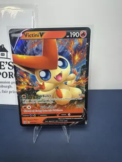 Pokemon Swsh05: Battle Styles Ultra Rare Holo Victini v 021/163 - Image 2