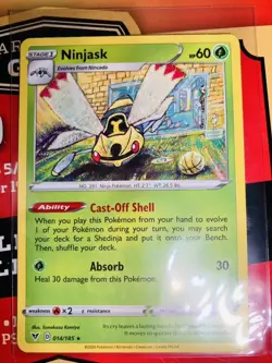 Ninjask 14/185 Vivid Voltage Rare Regular Pokemon Card TCG Near Mint 014/185 - Image 1