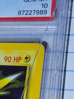 PSA 10 1999 Pokemon Base Set Zapdos Holo #16/102 GEM MINT – Cracked Slab - Image 4